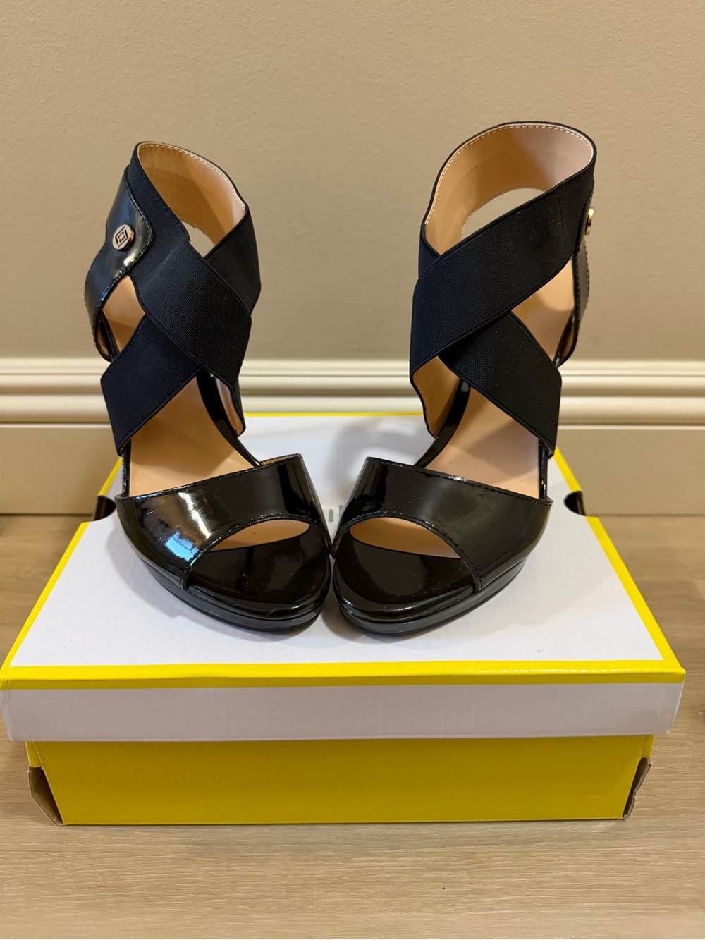 Liz Claiborne Strappy Black Heel